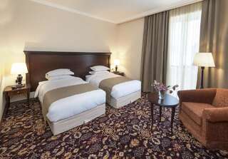 Отель Ani Grand Hotel Yerevan Ереван Просторный двухместный номер с 2 отдельными кроватями-1
